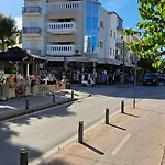 Mary's - Close To Port, Beaches *